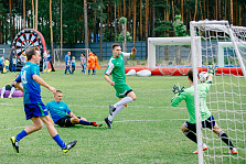 Фонд «Милосердие» помогает развивать студенческий футбол 